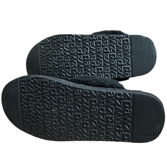 Bearpaws Paws Women's Black Leather Mackenzie Suede Scuff Slipper Size 11 - Picture 9 of 10